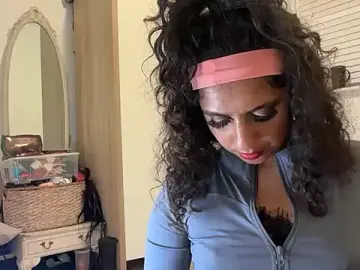 Stripchat Free Porn Cam of fayfay2002