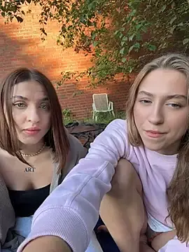 Stripchat Sex Cam of romyxxs