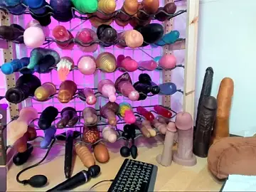 Stripchat Live Porn of Anal_Queen_Mona