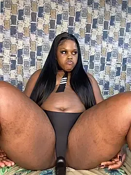 Stripchat Sex Cam of DARKBEATY20