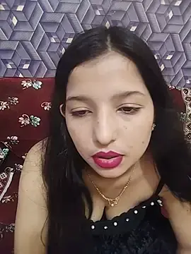 Stripchat Adult Webcam of Queen_Rosyy