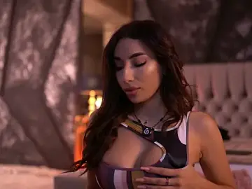 Stripchat Adult Webcam of GinaValentinna