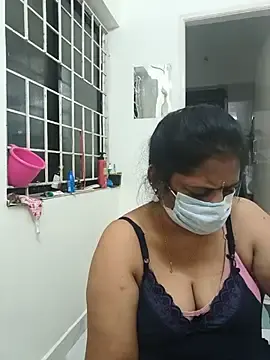 Stripchat Free Porn Cam of tamil_manjalmaami