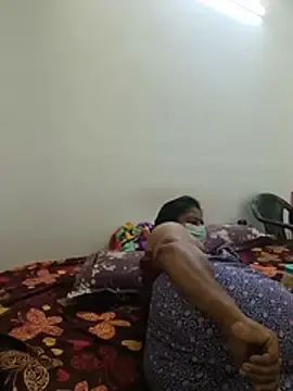 Stripchat Adult Webcams of tamil_manjalmaami