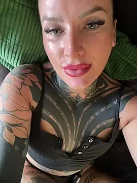 Stripchat Sex Chat of KathaleaNoir