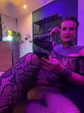 Stripchat Live Porn of KathaleaNoir