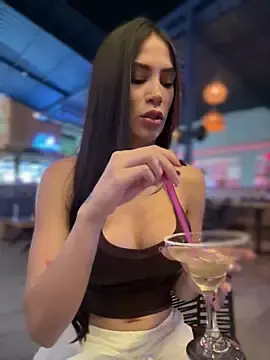 Stripchat Adult Video Chat of _Valentinaa_