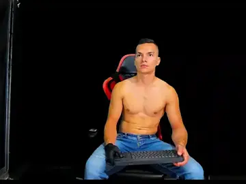 Stripchat Free Live Porn of Aydenmiller96