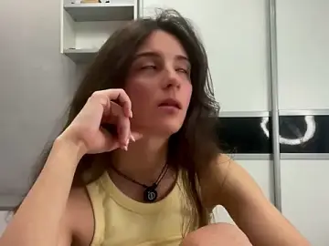 Stripchat Watch Live Sex Cams of Holla_Molly