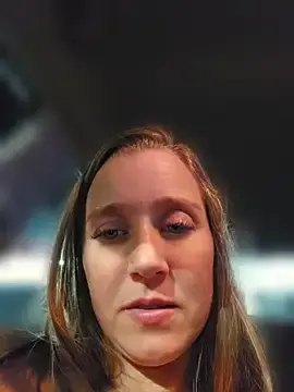 Stripchat Watch Live Sex Cams of SkyelarSomer