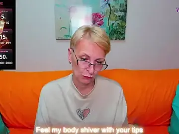 Stripchat Free Live Porn of iamyourdream89