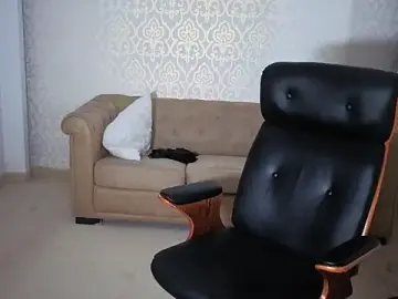Stripchat Sex Cam of MaxKaiden