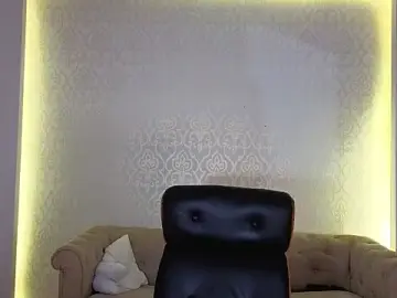 Stripchat Free Porn Cam of MaxKaiden