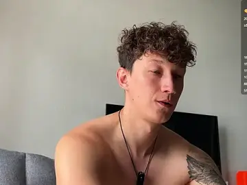 Stripchat Live Sex Cam of ohh_dani