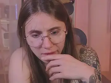 Stripchat Nude Webcam of _AnnaStark_