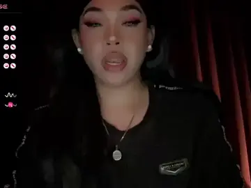 Stripchat Free Live Porn of madam_agnes1