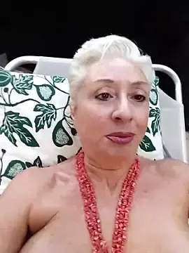 Stripchat Best live sex cam show of divinaerotica