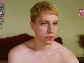 Stripchat Free Live Porn of -ethan7inches-
