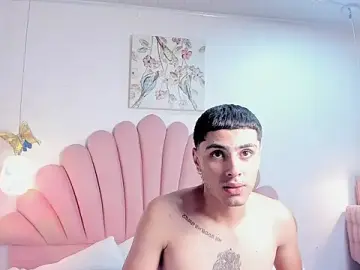 Stripchat Best live sex cam show of BiancaAndDominic