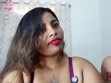 Stripchat Live Sex of OpposedLoom