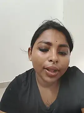 Stripchat Adult Webcam of OpposedLoom