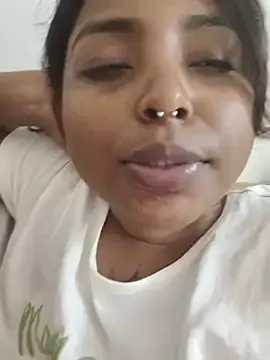 Stripchat Live Sex Cam of OpposedLoom