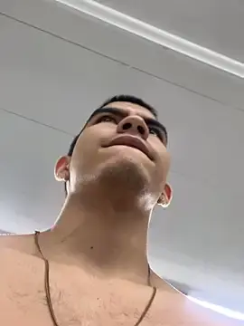Stripchat Live Sex Cam of Sebastian_Vega