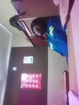 Stripchat Live Sex Cam of kushsmoothy