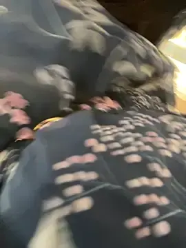 Stripchat Free Porn Cam of CrazzyChicks