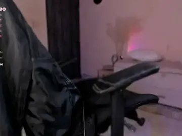 Stripchat Live Sex Cam of Jess_Collen