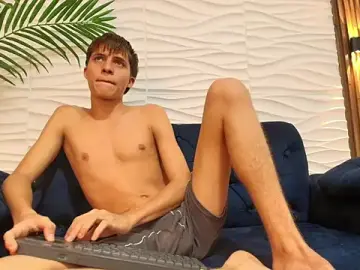 Stripchat Nude Webcam of Pavo_tv