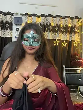 Stripchat Sex Cam of pooja_sexy79