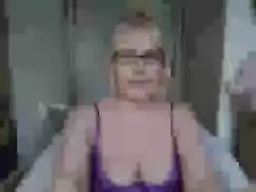 Stripchat Free Live Porn of sweet_raspberry