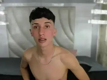 Stripchat Sex Cam of Thom_amees
