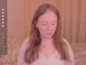 Stripchat Best live sex cam show of kira_lm