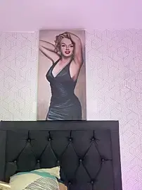 Stripchat Free Porn Cam of Selena_fox24