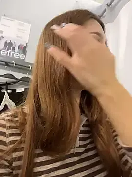 Stripchat Watch Live Sex Cams of LilluKatten