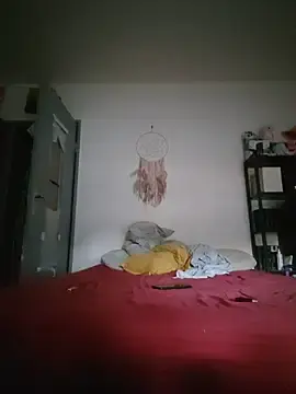 Stripchat Free Porn Cam of Hugo-hetero34