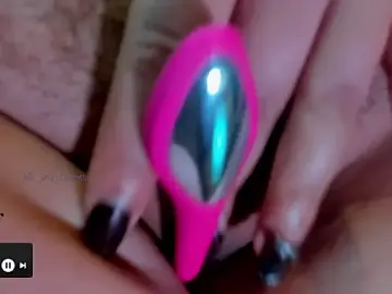 Stripchat Sex Cam of _carlotta_x