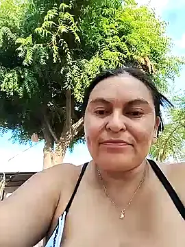 Stripchat Adult Webcam of Horny-Mommy-Dirty