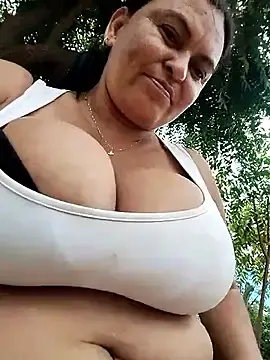 Stripchat Live Sex of Horny-Mommy-Dirty
