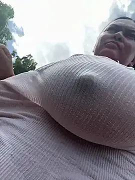 Stripchat Watch Live Sex Cams of Horny-Mommy-Dirty
