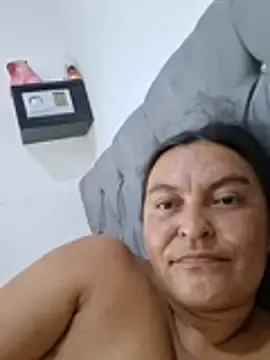Stripchat Best live sex cam show of Horny-Mommy-Dirty