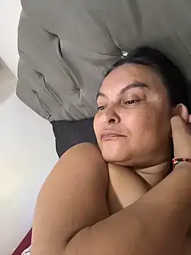 Stripchat Sex Chat of Horny-Mommy-Dirty