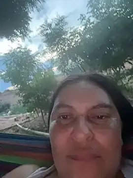 Stripchat Live Porn of Horny-Mommy-Dirty