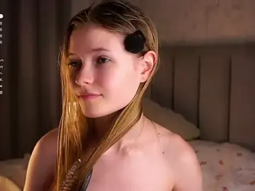 Stripchat Live Porn of LynHillaire