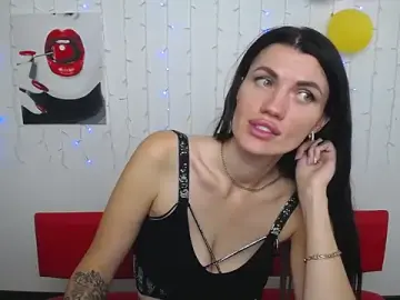 Stripchat Free Porn Cam of MilaLoona