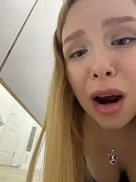 Stripchat Live Porn of Liza_risky