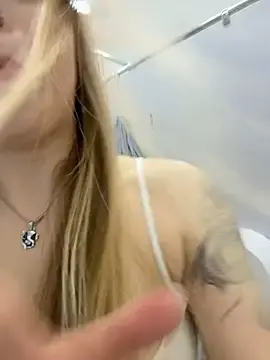 Stripchat Adult Webcam of Liza_risky