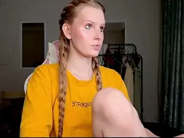Stripchat Live Sex Cam of Lunaacyy